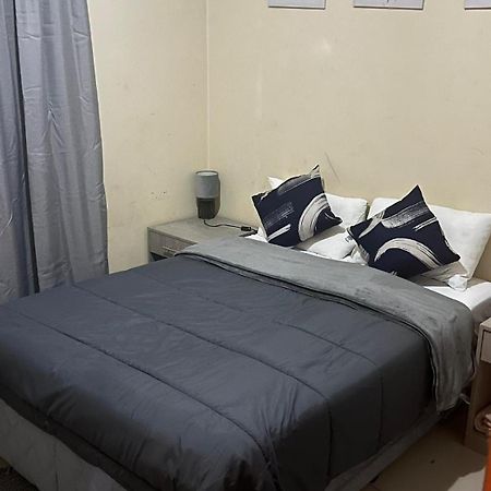 Zakhele Guest House マンジニ エクステリア 写真
